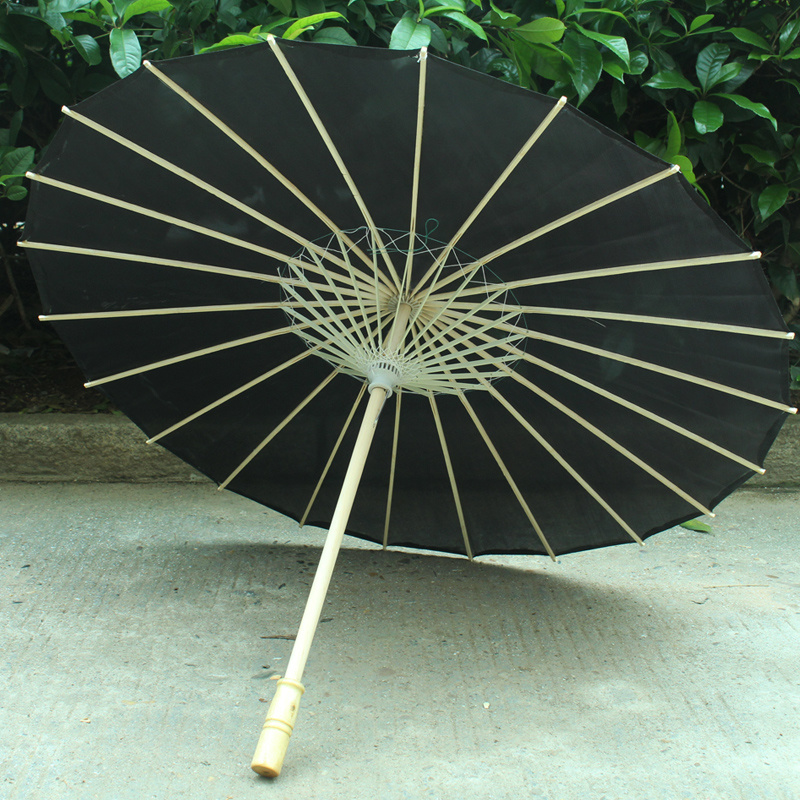 ร่มเต้นรำสีดำสีขาวสีแดงร่มกระด - Smart Garden Umbrella บทวิจารณ์และราคา